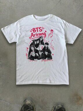 BTS ARMY Graphic Tee Unisex T-Shirt Kpop Tour Gift Shirt NWT